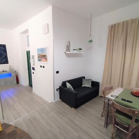 Appartamento In Centro Savona Exteriör bild