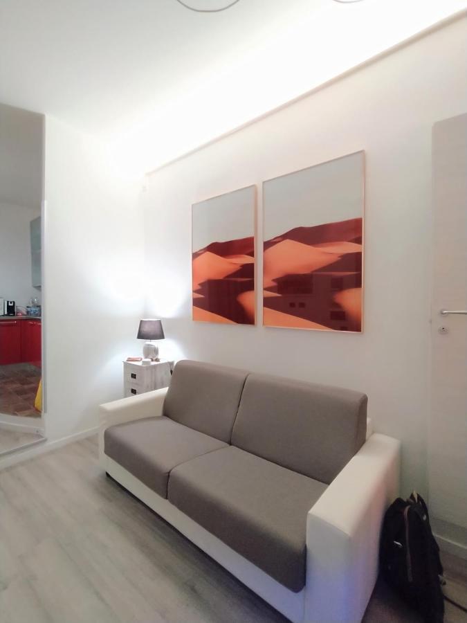 Appartamento In Centro Savona Exteriör bild
